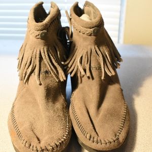 Minnetonka High Zip Back Boot size 11